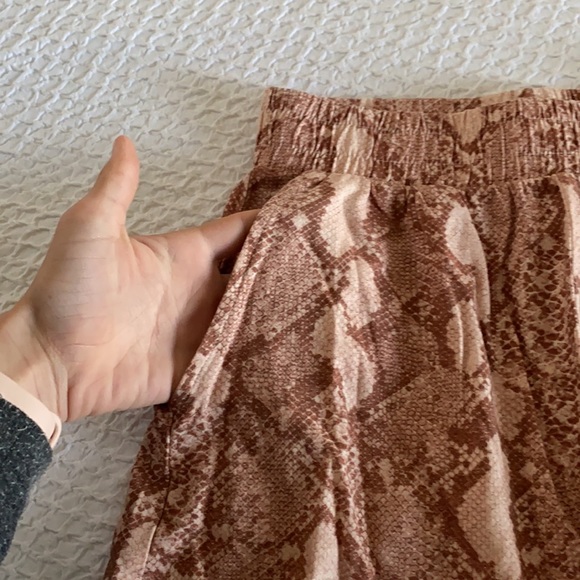 H&M - Picture 3 of 3